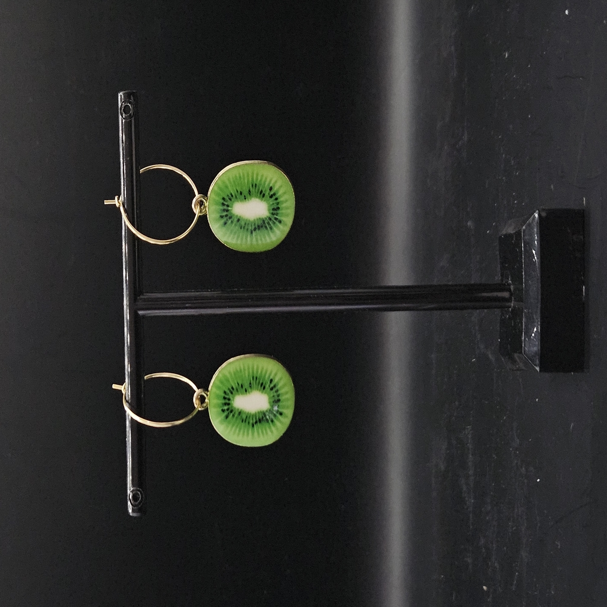 Brand: Metallic Fruits